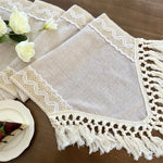 nappe table beige dentelle franges rustique bohème decoration table tissu texturé semi transparent éléments