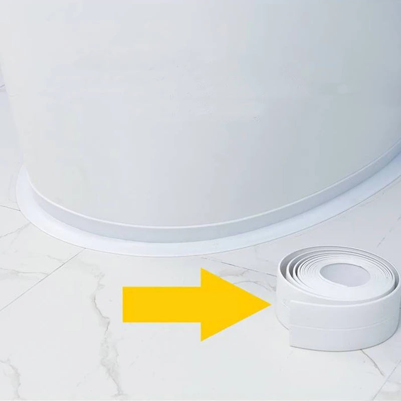 bande étanchéité autoadhésive résistante eau blanc gris moderne minimaliste carreaux veinés ciseaux