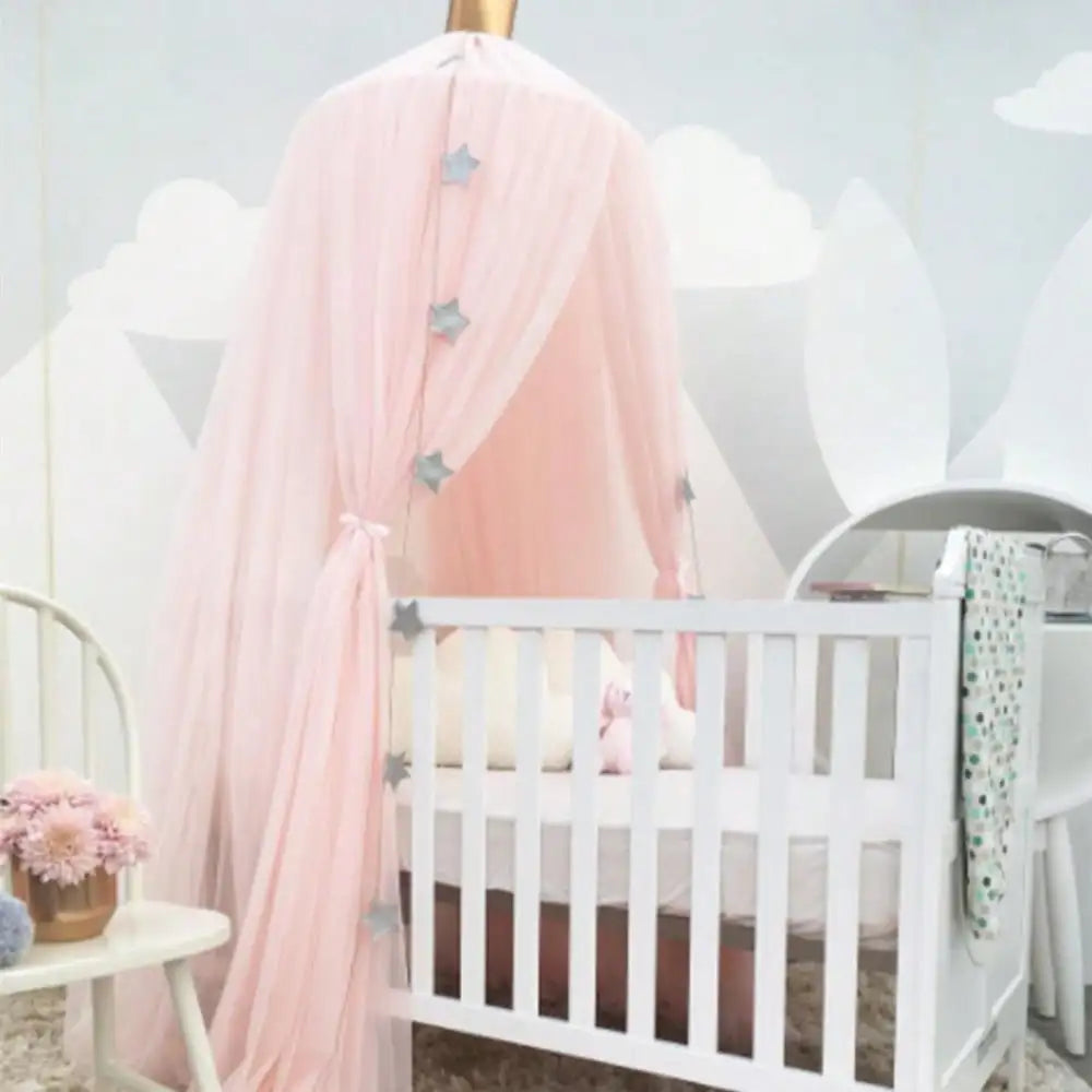 rideau lit bébé étoiles dorées rose blanc moderne translucide chambre enfants