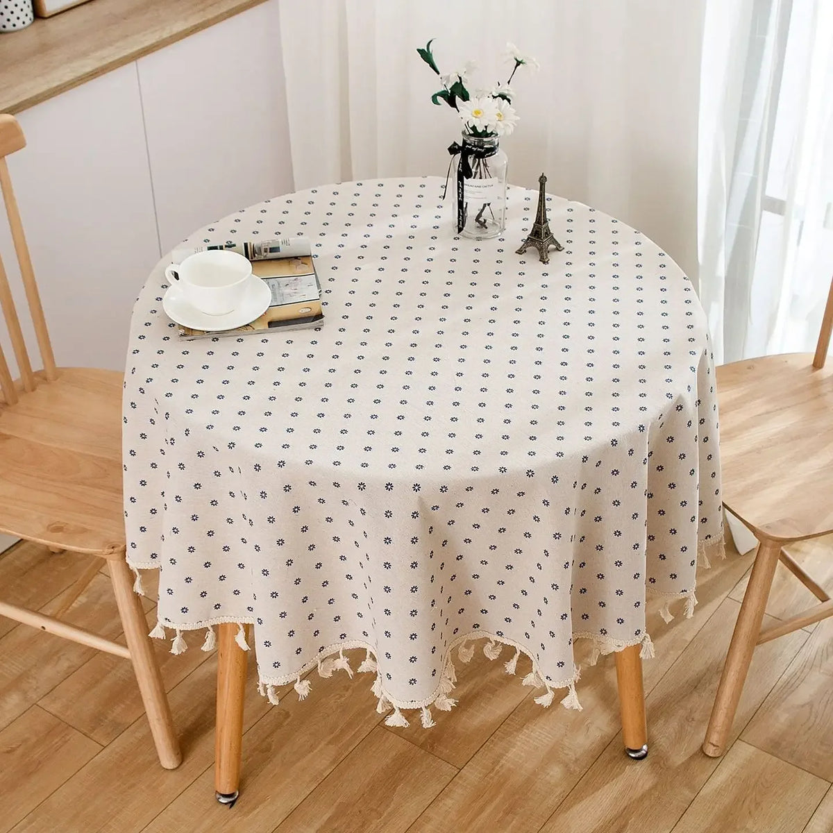 nappe ronde imperméable petits motifs floraux coton polyester pompons rustique extérieur intérieur