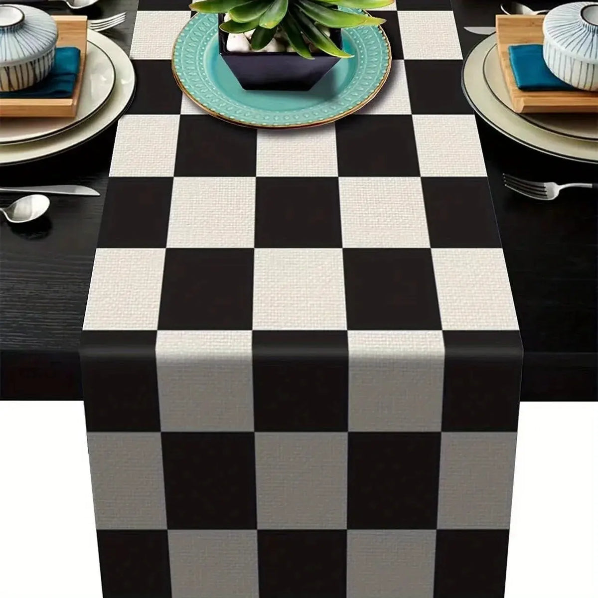 nappe table lin noir blanc carreaux géométriques moderne décoration maison simple vertical textiles