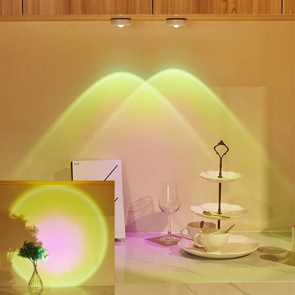 projecteur arc ciel cœur multicolore ambiance mur rose bleu vert