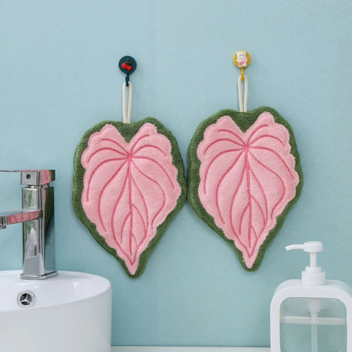 gant toilette vert rose feuille stylisée doux moelleux moderne décoratif absorbant rapide