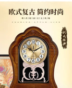 horloge décorative marron foncé rétro chiffres arabes transparente fleurs artificielles vintage européenne