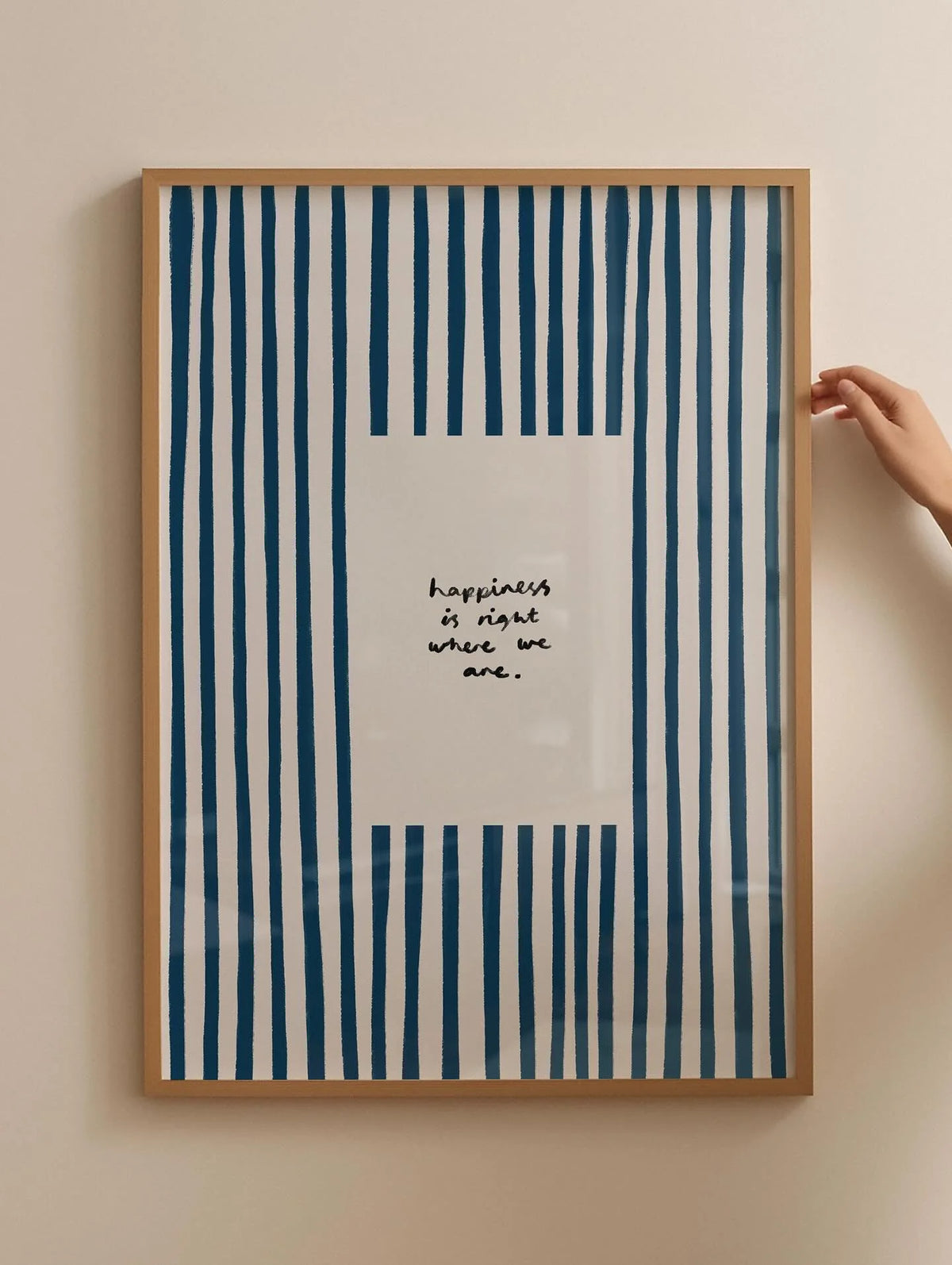 affiche murale moderne impression toile rayures bleu marine blanc texte inspirant chambre salon