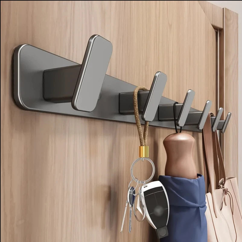 porte sacs mural gris moderne crochets fixations objets accrochés serviettes sacs