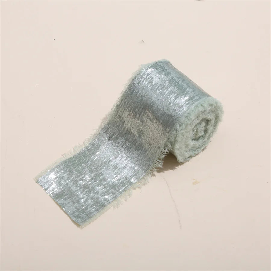 ruban satiné bord effiloché 5mètres polyester largeur 4.5cm couleurs rose rouge gris noir bleu