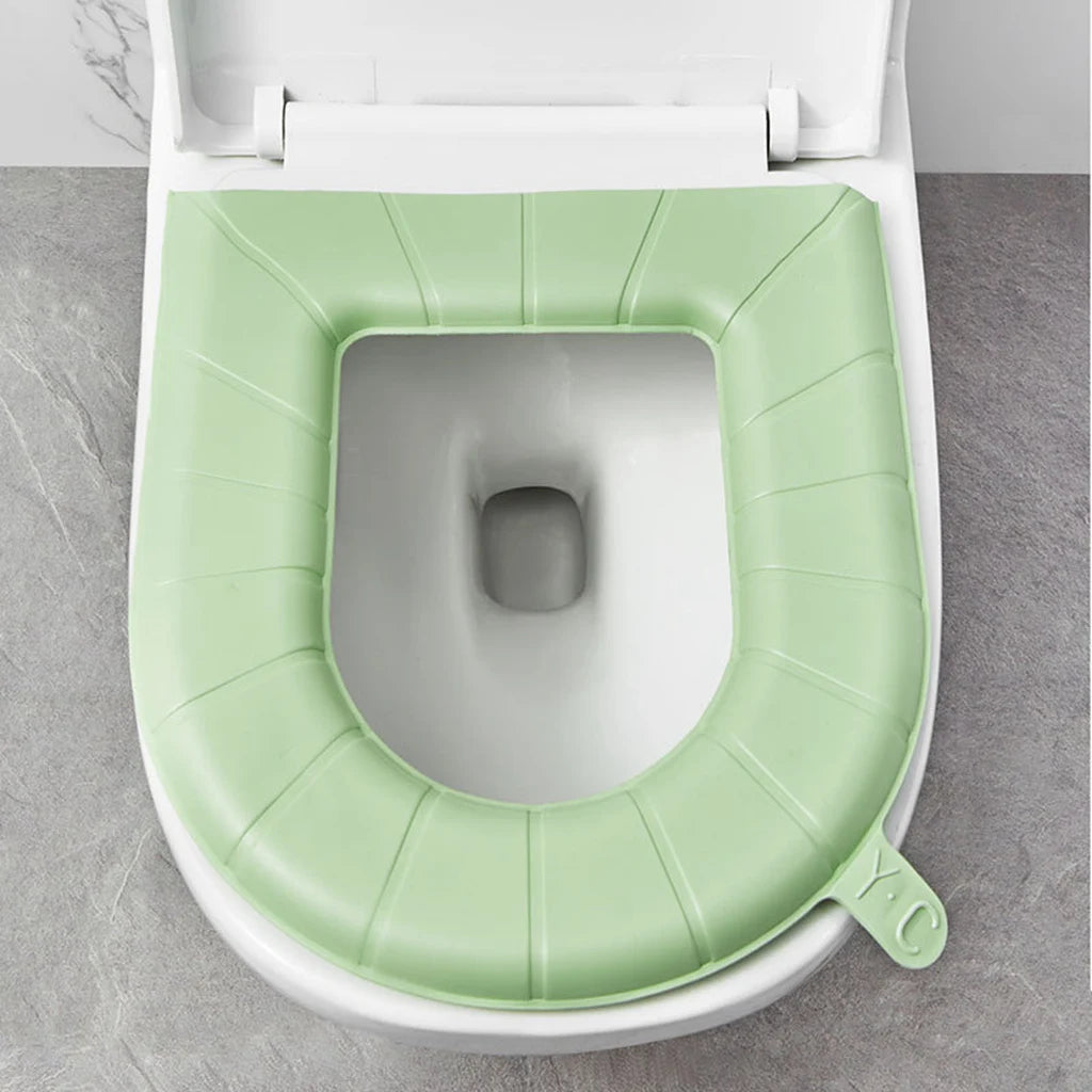 coussin toilette rose clair vert pastel gris clair texture cuir moderne clips fixations confortables