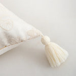 coussin patchwork fleur bohème chic blanc orange pompons adhésif 30x70cm 45x45cm polyester coton lavable