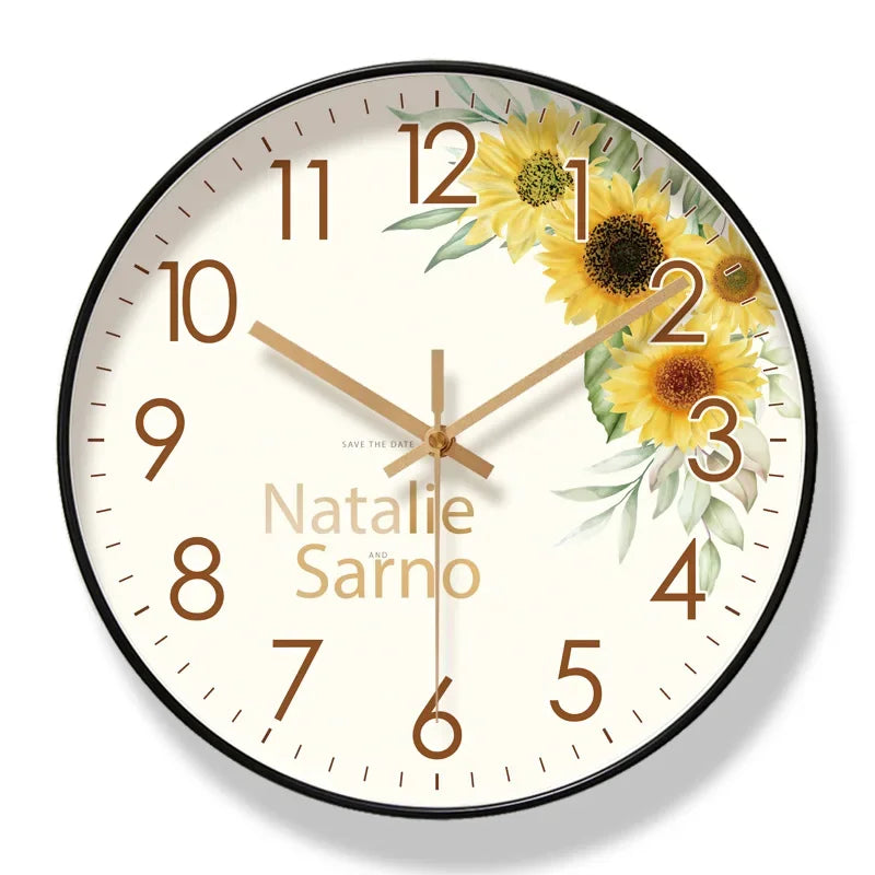 horloge murale décorative fleurs roses papillons oiseaux cadre doré floral salon intérieur moderne