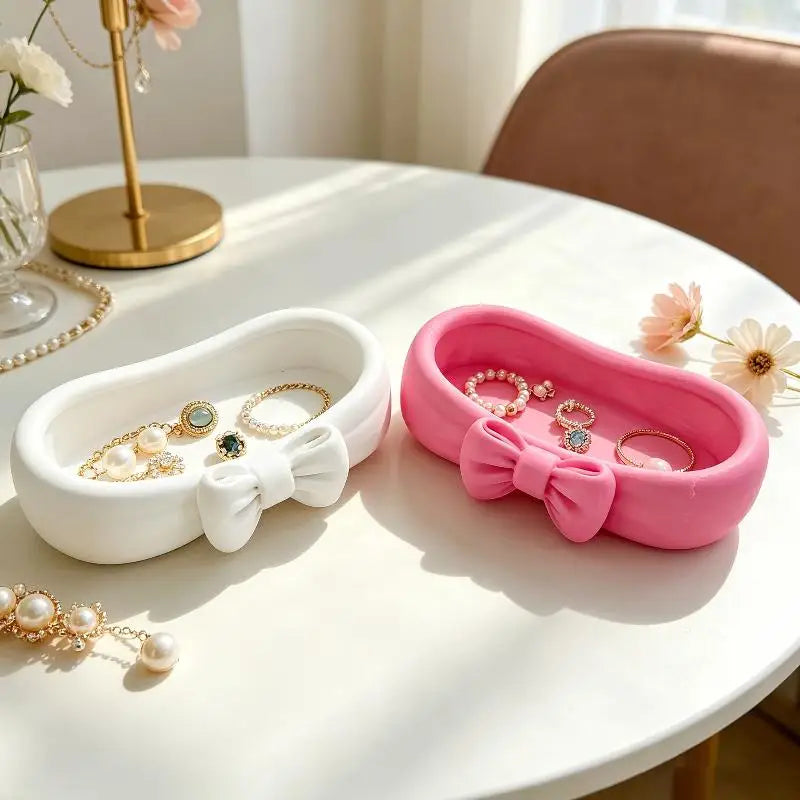 boîte bijoux moderne blanche rose papillon relief grande capacité organiser bijoux maquillage accessoires