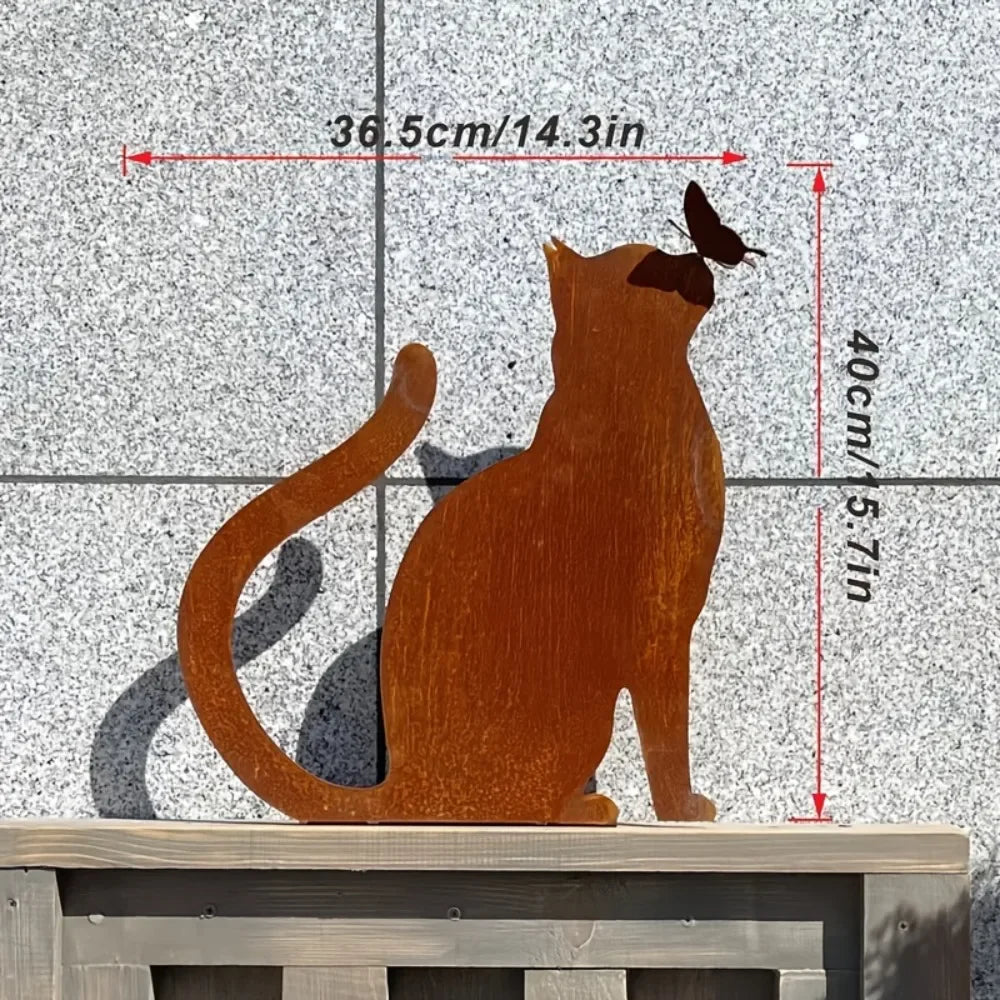 décoration extérieure chat papillon métal rouille texturée rustique industrielle posée jardinière planche bois