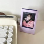 cadre photo moderne minimaliste noir blanc plaid vert clair rose bleu jaune gris hologramme