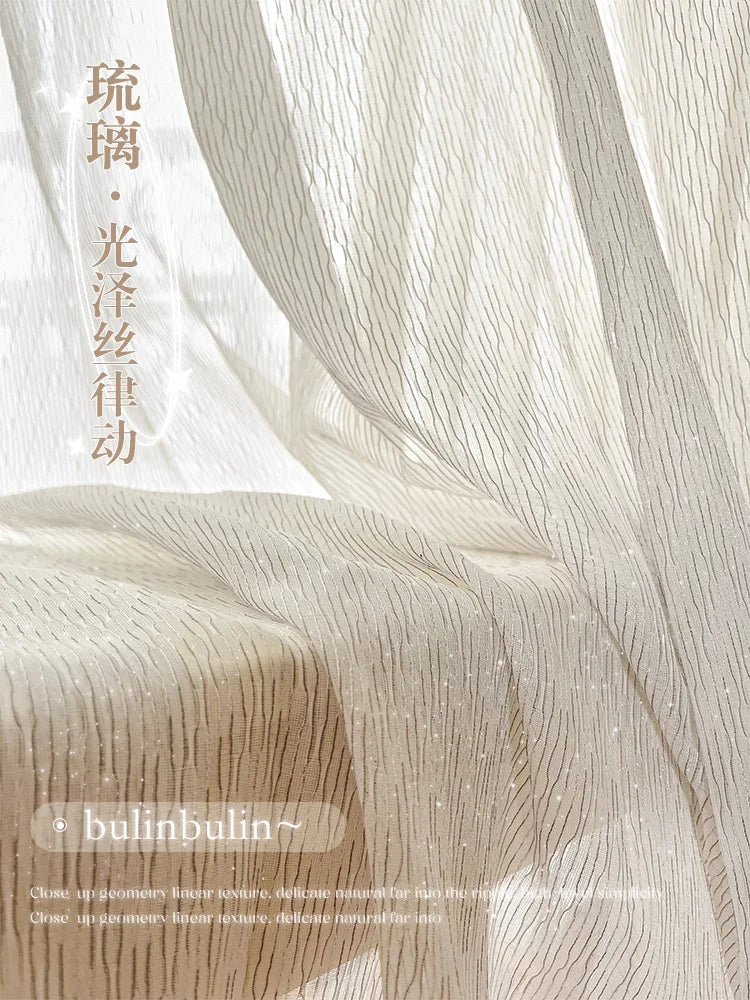 rideau blanc moderne tulle translucide fines rayures décoration maison