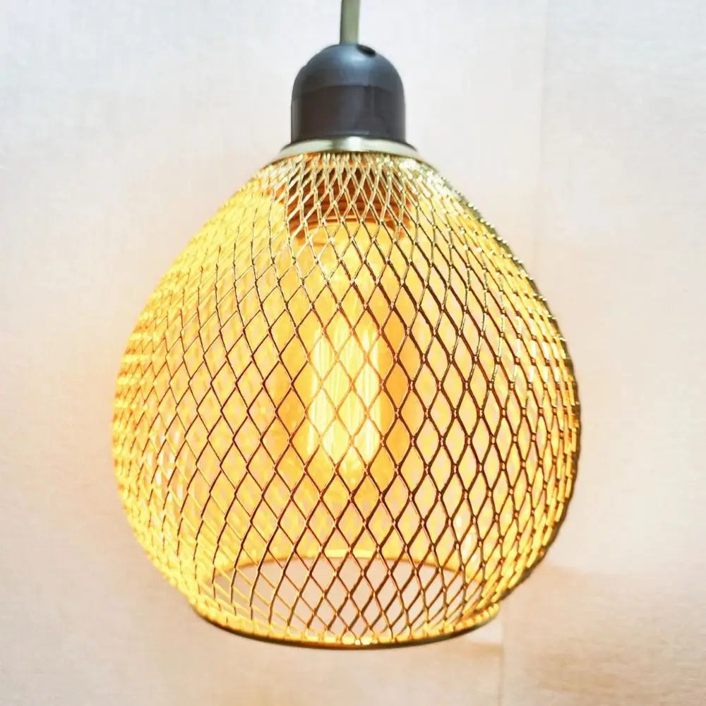 lampe suspendue moderne fer maille géométrique blanc noir doré opaques