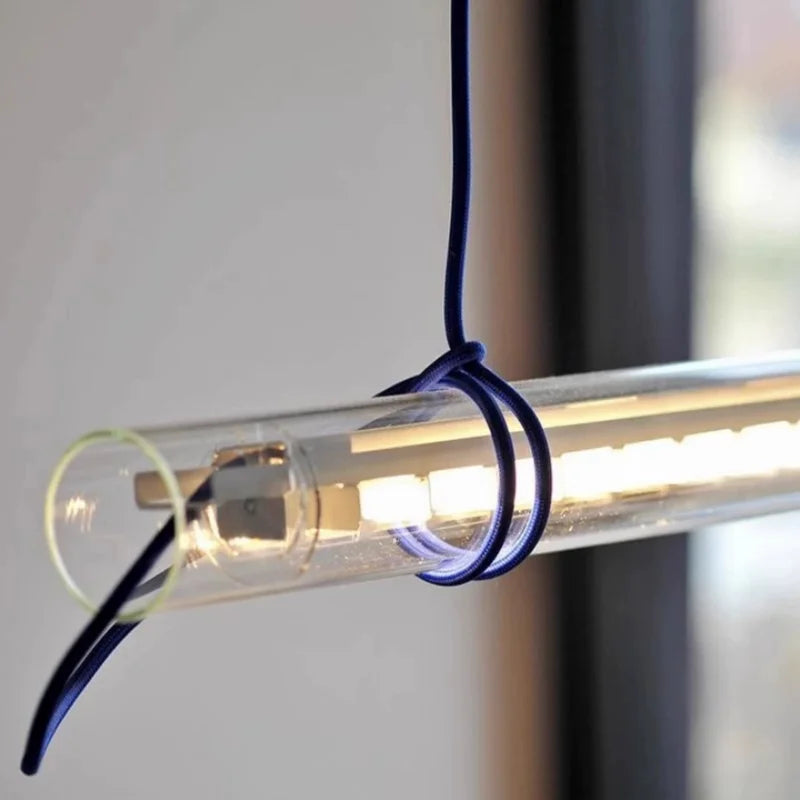 lampe led suspendue rouge transparent ligne droite moderne câble minimaliste chambre salon étude