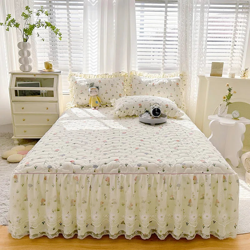 housse lit coton imprimé fleurs romantique douce rose blanche bleue violacée dentelle