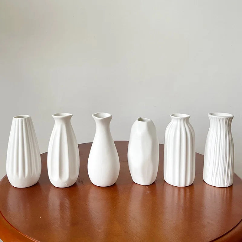 vases céramique blanc rayures verticales modernes décoration table maison floral