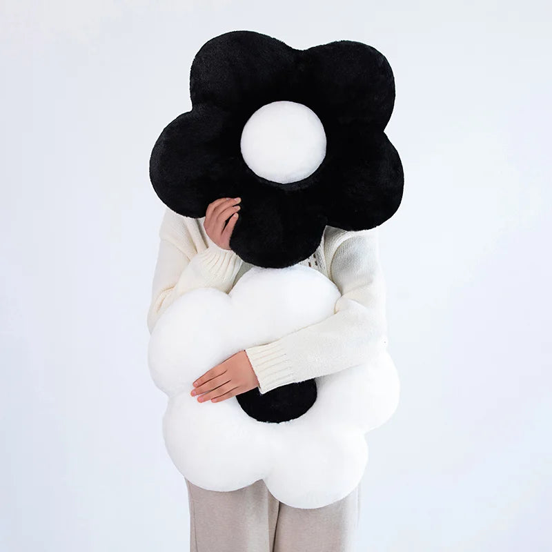 coussin décoratif peluche douce forme fleur blanche noire canapé lit