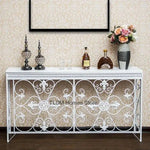 console classique vintage bois ornements floraux marron noir blanc decoration salon couloir