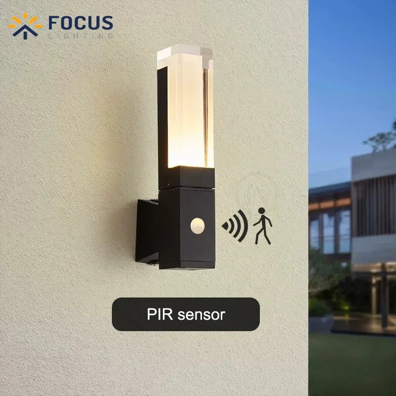 éclairage extérieur moderne applique murale ip65 led pir sensor noir blanc transparent