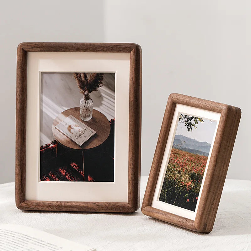cadre photo rectangle bois texturé marron foncé minimaliste chaleureux rustique décoration maison