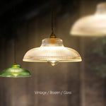 Lampe suspendue vintage vert transparent rayures cordon salon chambre dorée ledambiante