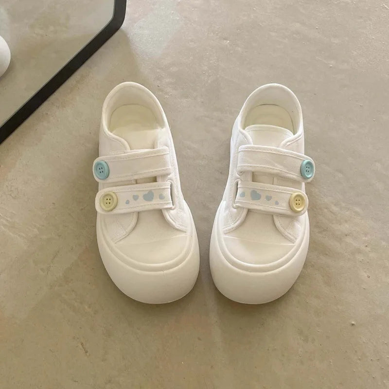 chaussures toile femmes printemps automne semelle caoutchouc talon moyen velcro boutons fraises blanc rose