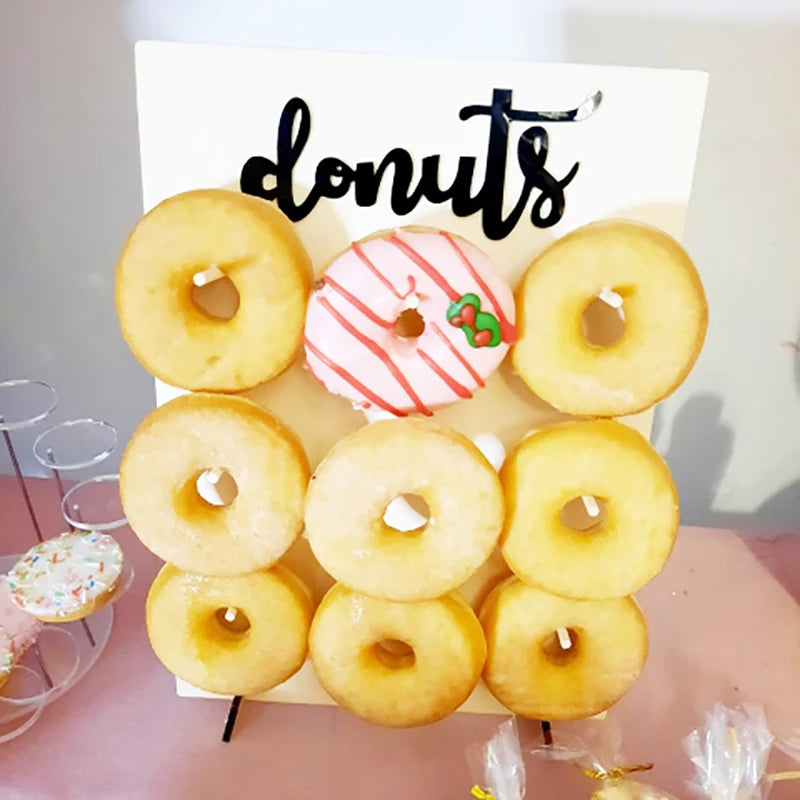 support mural bois donuts multicolores modernes anniversaire mariage événements festive minimaliste