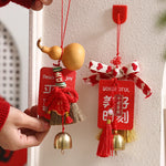 décoration murale traditionnelle rouge doré artisanale pompons chinois festive printemps cloches