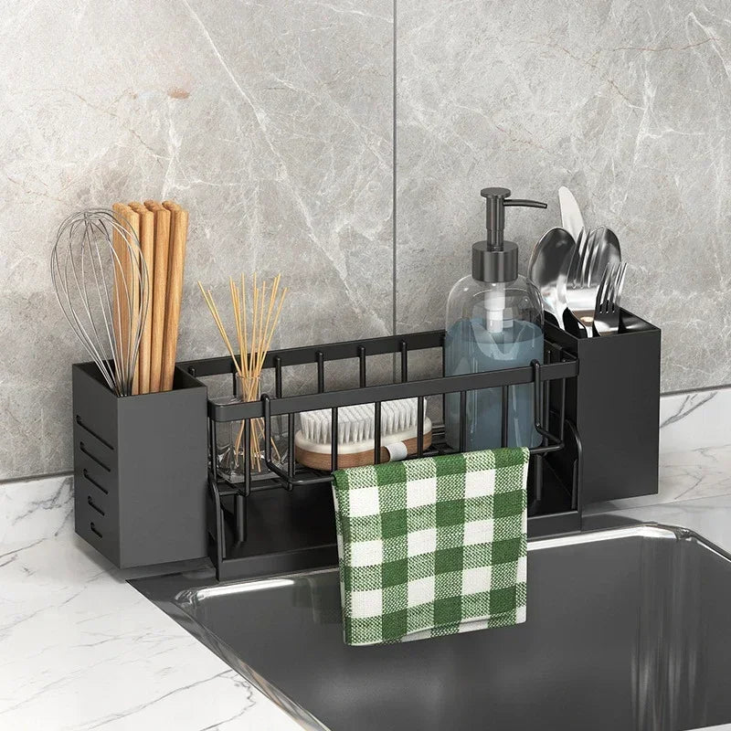 organisateur cuisine rangement évier moderne gris noir transparent panier serviettes éponges couverts assiettes
