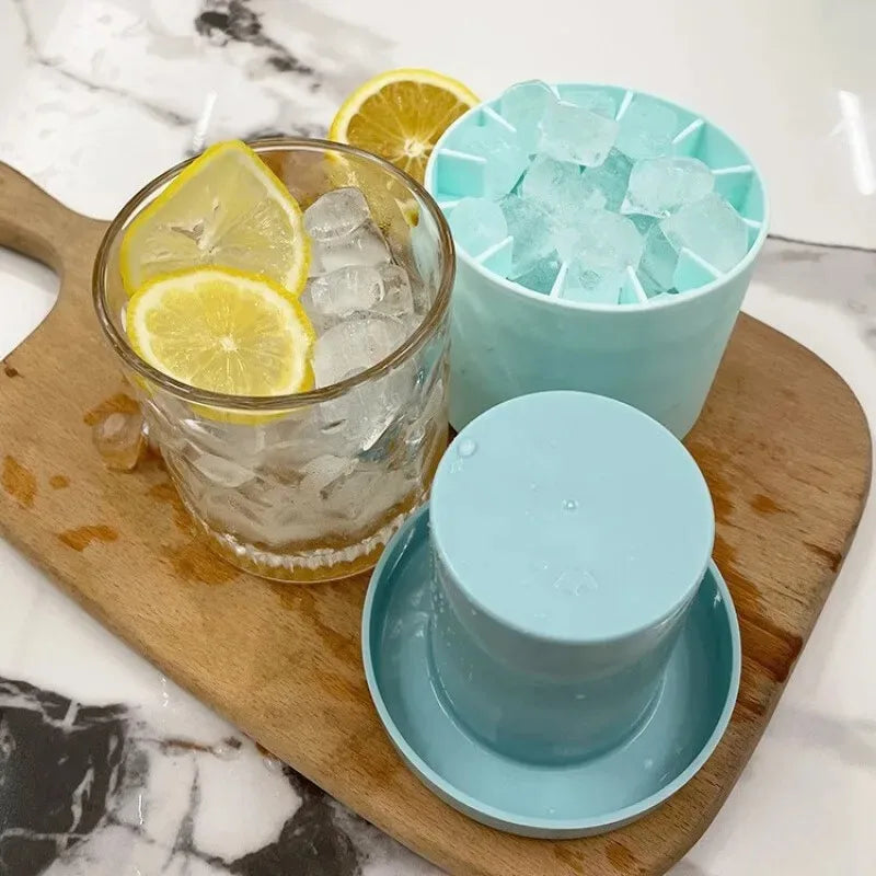 moule silicone glaçons cubes transparents couleurs bleu blanc jaune moderne minimaliste bar maison