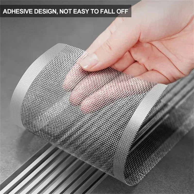 grille drainage adhésive maille fine gris clair moderne salle bain cuisine scie main auto
