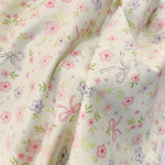 tissu coton imprimé fleurs rubans vintage blanc rose vert gris popeline respirant 145cm large