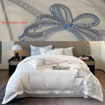 ensemble literie coton egyptien brodé papillon blanc gris bleu clair classique élégant king queen