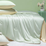 drap plat uni satiné vert clair moderne élégant tissu microfibre soie été polyester frais