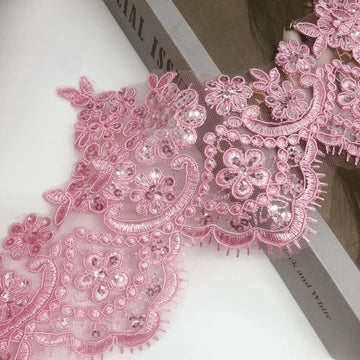 ruban dentelle fleurs sequins rose pâle beige clair bordure dentelée élégant brodé polyester opacité