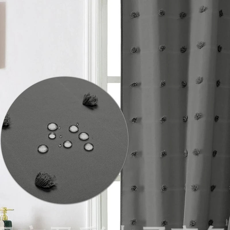 rideau douche moderne motif floral pompons vert clair rose noir crochets