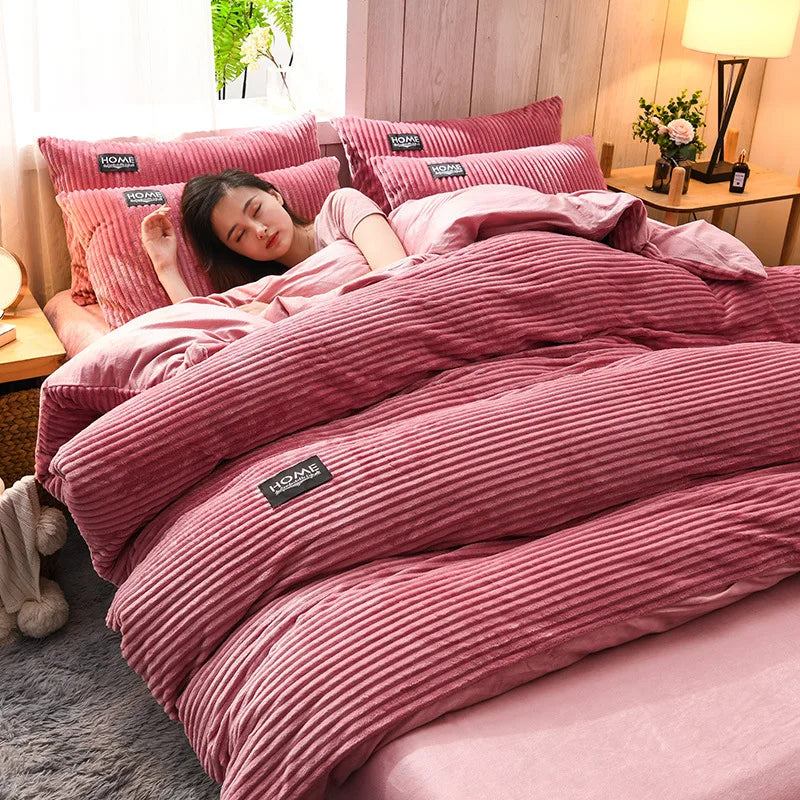 Housse de couette velours gris clair pour ambiance moderne