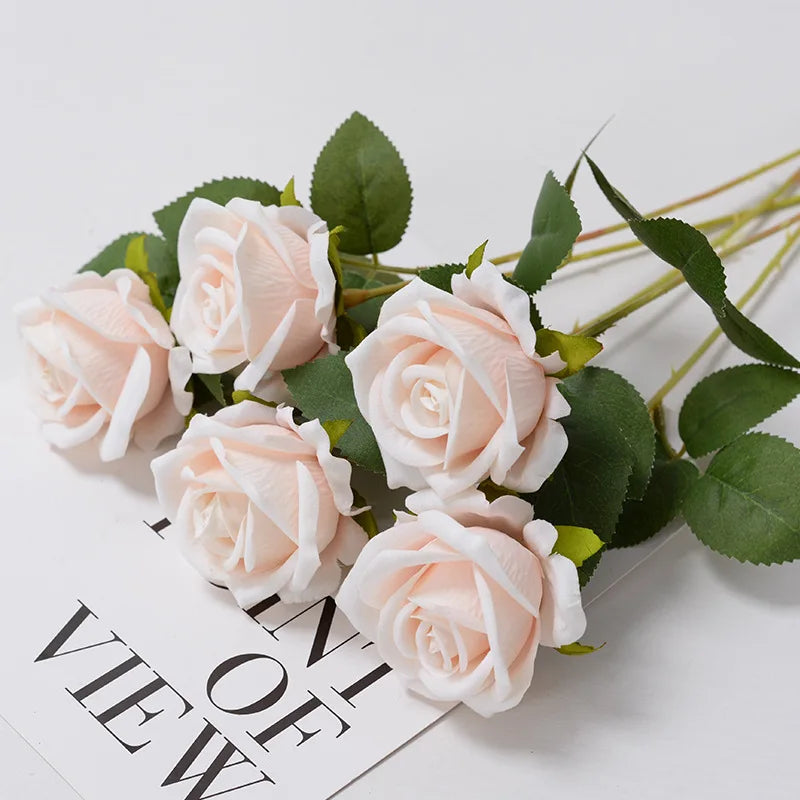 bouquet roses artificielles blanc rouge violet classique décoration maison anniversaire saint valentin mariage