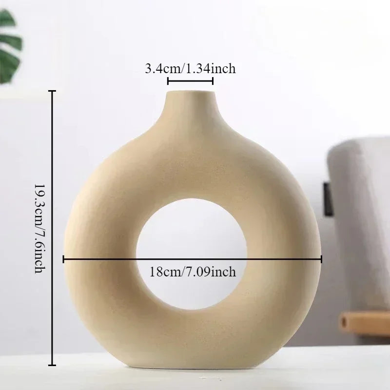 vase céramique moderne blanc noir beige simple minimaliste texture mat décoration maison salon