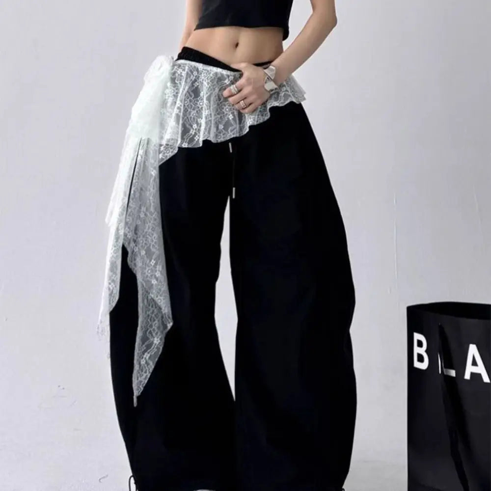 pantalon large femme noir dentelle blanche moderne translucide élastique y2k streetwear