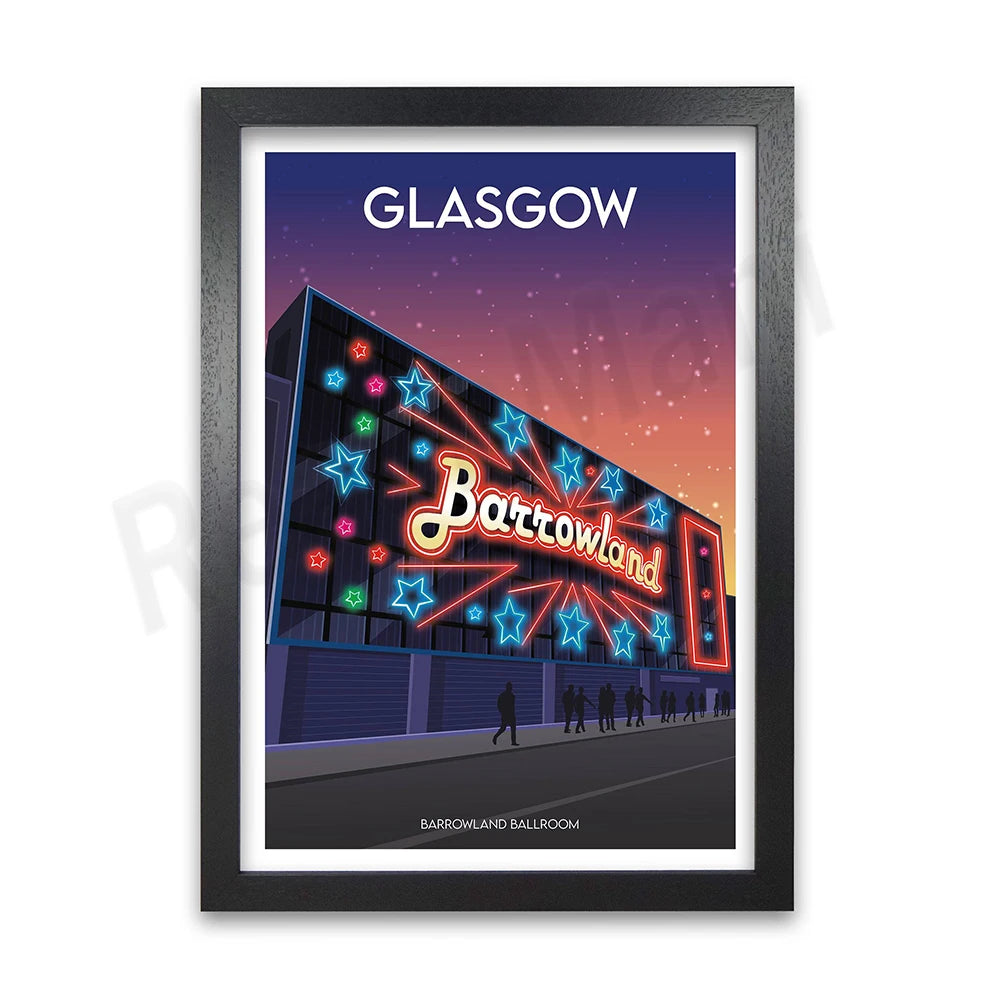 L'image montre l'extérieur du Barrowland Ballroom à Glasgow, avec un design de façade illuminé par des étoiles et des néons colorés contre un ciel crépusculaire.