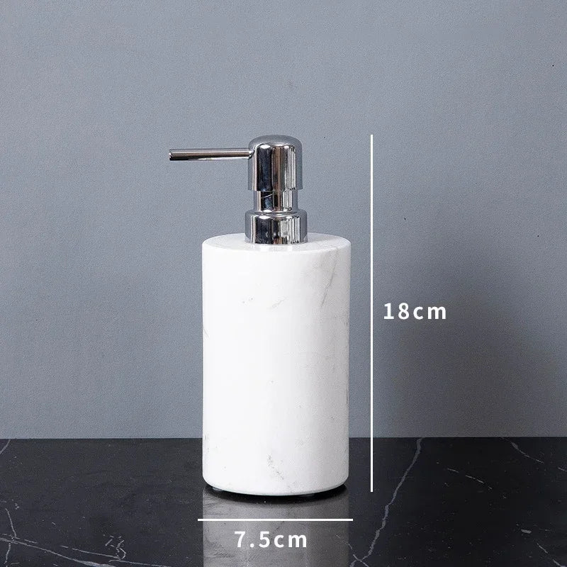 ensemble accessoires salle bain marbre blanc doré distributeur savon porte brosse savon