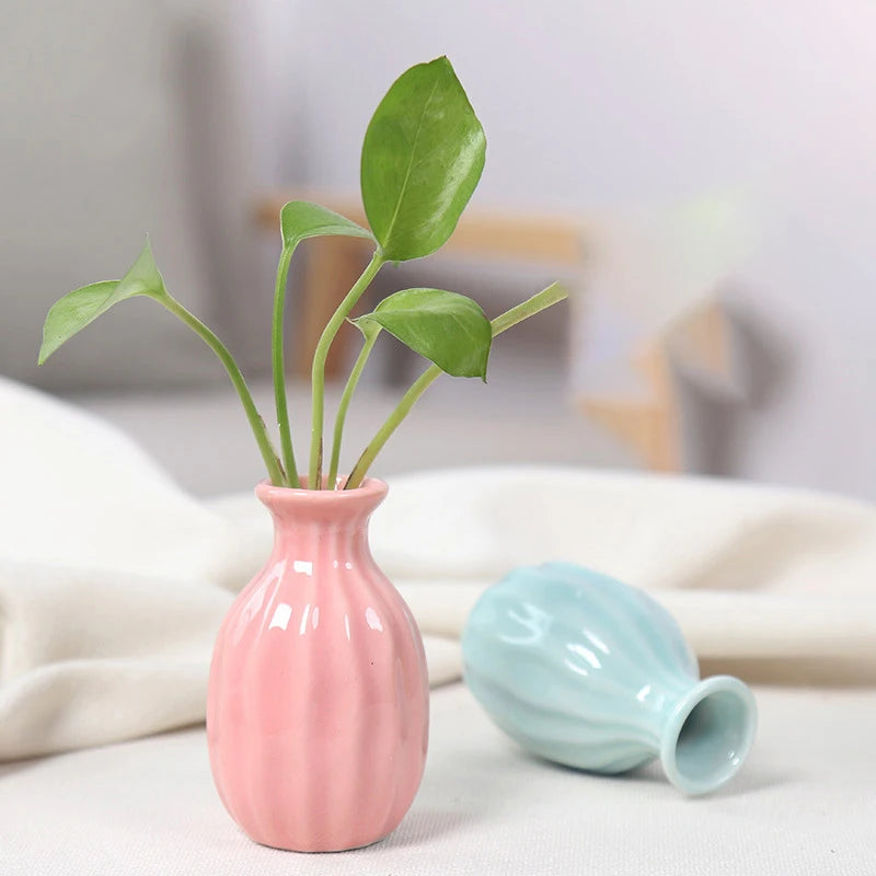vase céramique moderne rose blanc jaune vert bleu clair ridé opaque