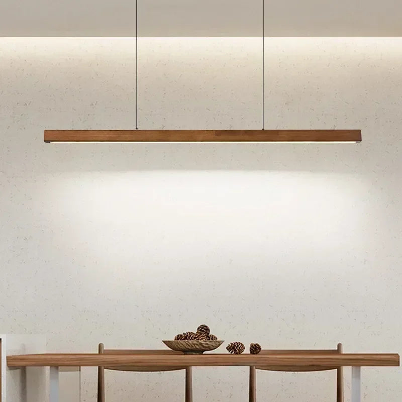 suspension lumineuse bois naturel moderne long luminaire salon cuisine salle manger intérieur