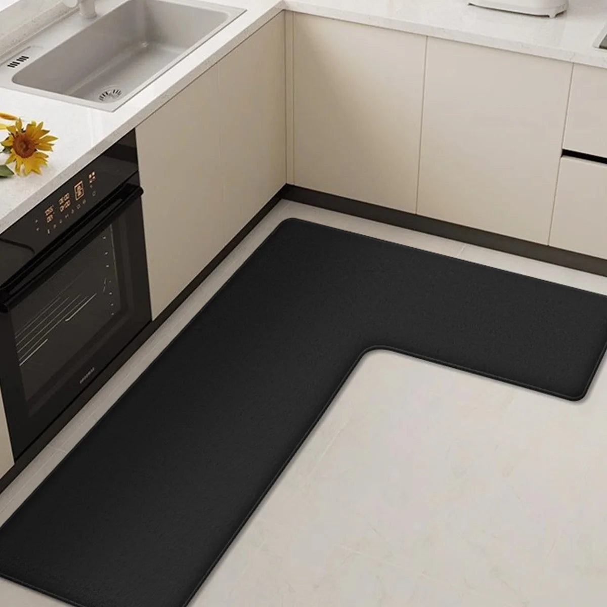 tapis cuisine gris clair points noirs moderne antidérapant absorbant huile