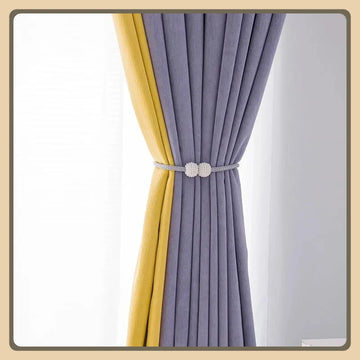 Rideau velours double face violet semi-ombrage dans un salon