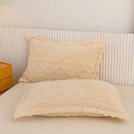 taies d'oreiller jacquard papillons brodés gris bleu rose vert beige violet modernes lit hiver