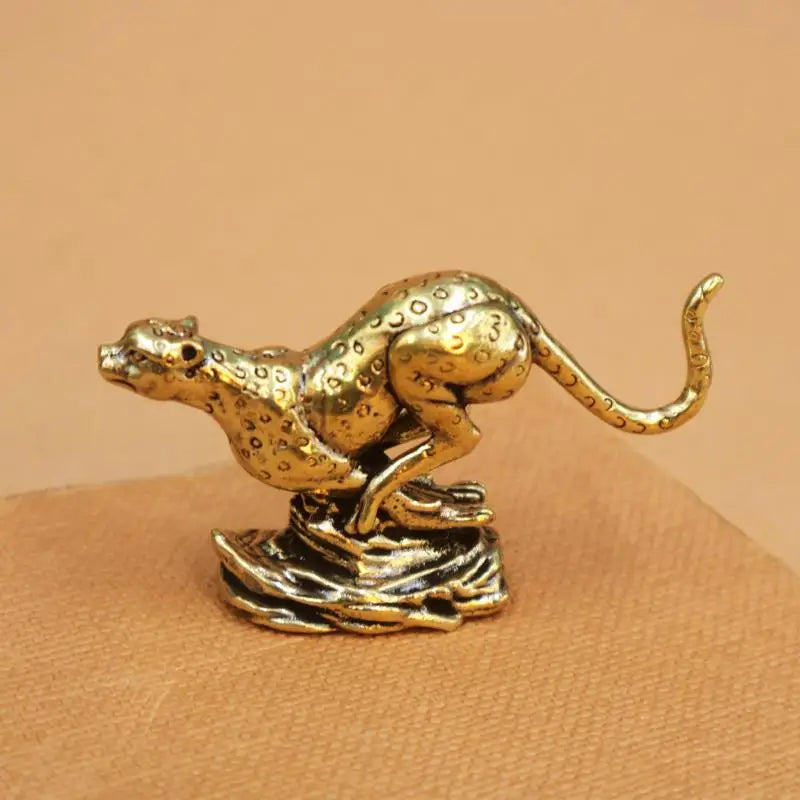 statue léopard bronze doré décoration intérieure animalière classique ornement maisonscrição